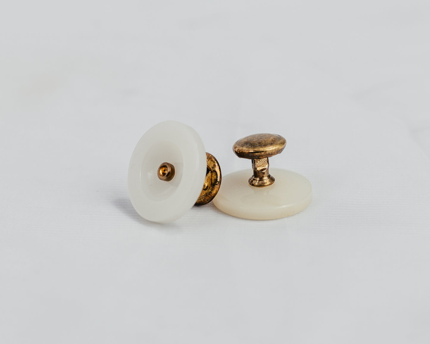 Collar Studs